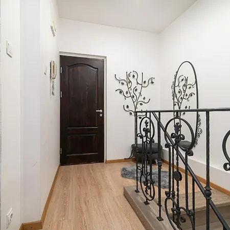 Old Town Happiness Apartmán *